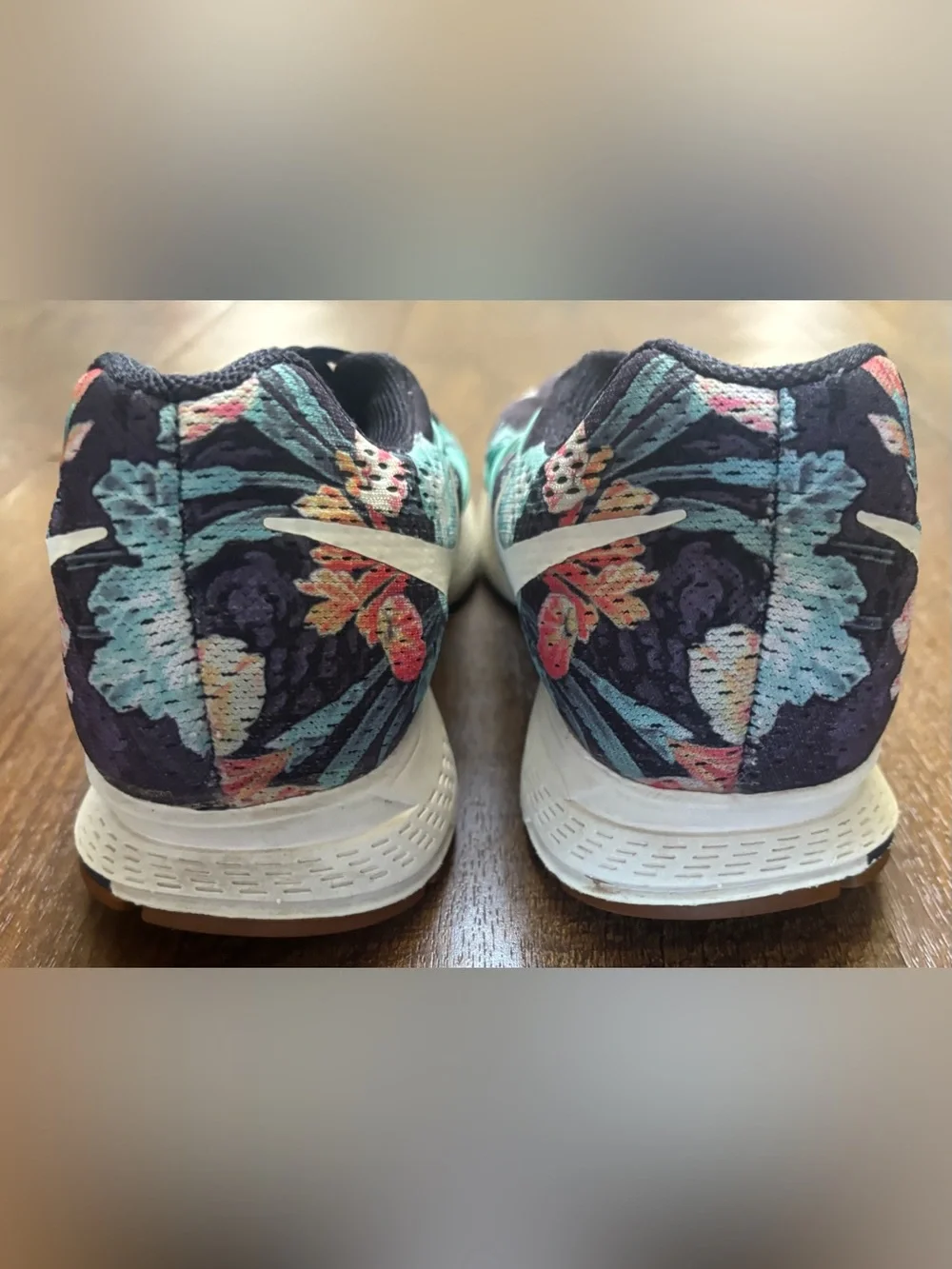 Nike Zoom Pegasus 32 “photosynthesis”men’s run athletic shoes Sz 10.5 or 10 1/2